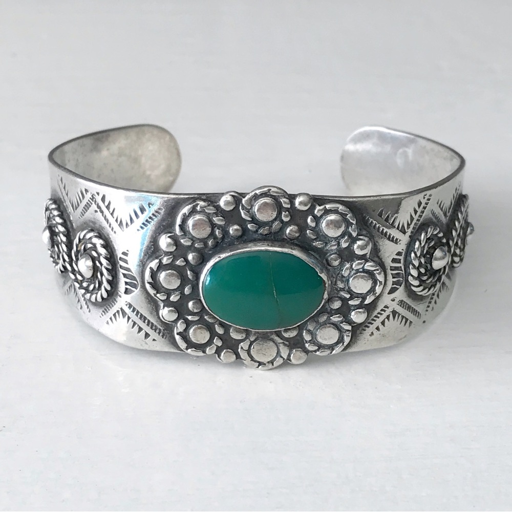 VINTAGE Fred Harvey Era Green Turquoise Southwestern Sterling Silver Wide Cuff